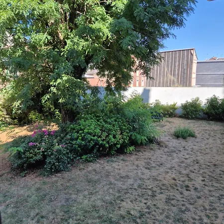 De Charme Au Coeur Du Vieux Calme Et Jardin רואן